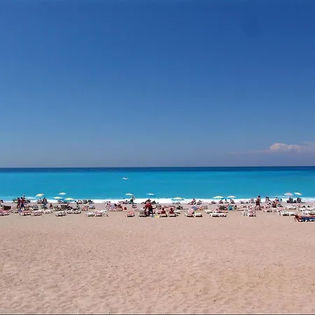 فيلة Lebrentals Aychin *